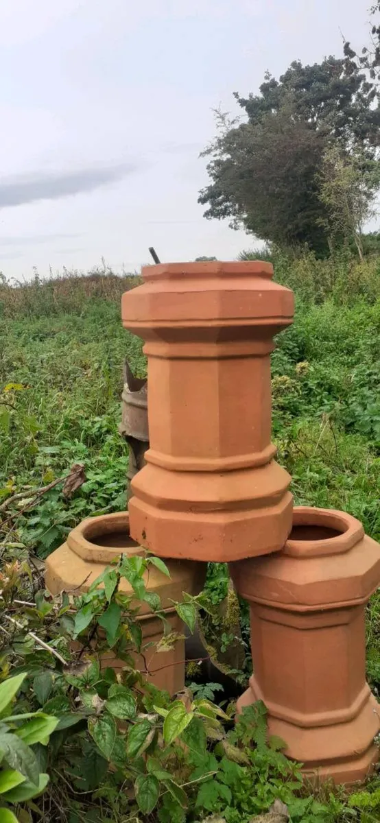 Bangor slates chimney pots floor ridge roof tiles - Image 1
