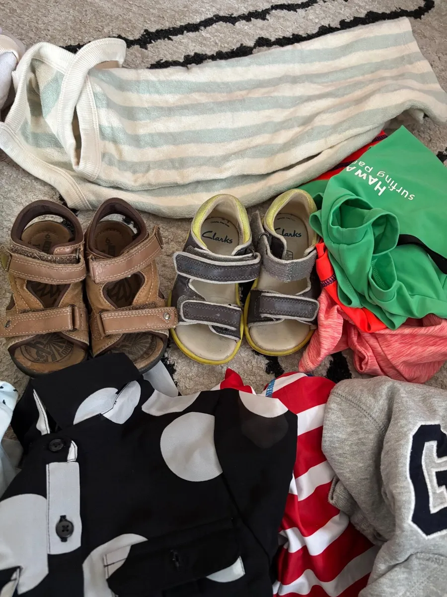 Children’s clothes - Image 3