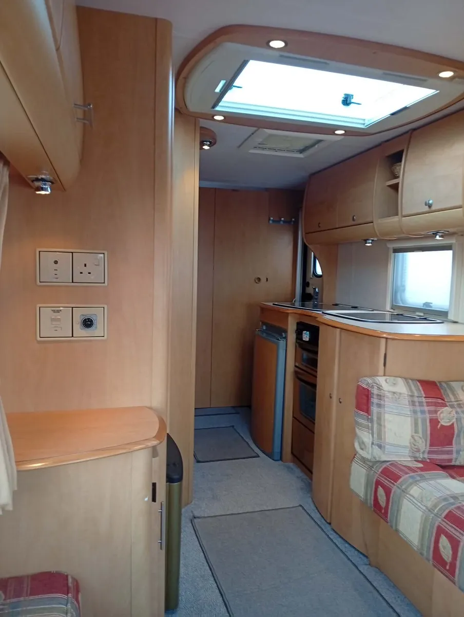 2008 5/6 Birth with air Awning & motor movers - Image 1