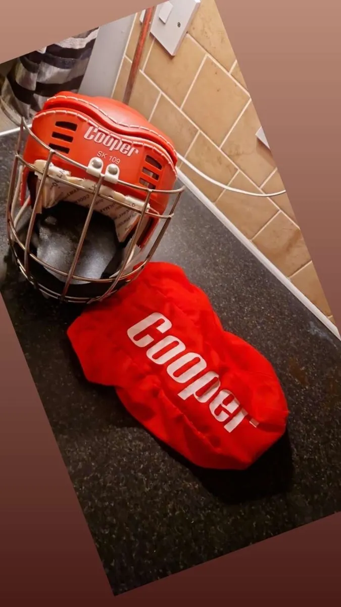Hurling helmet - Image 2