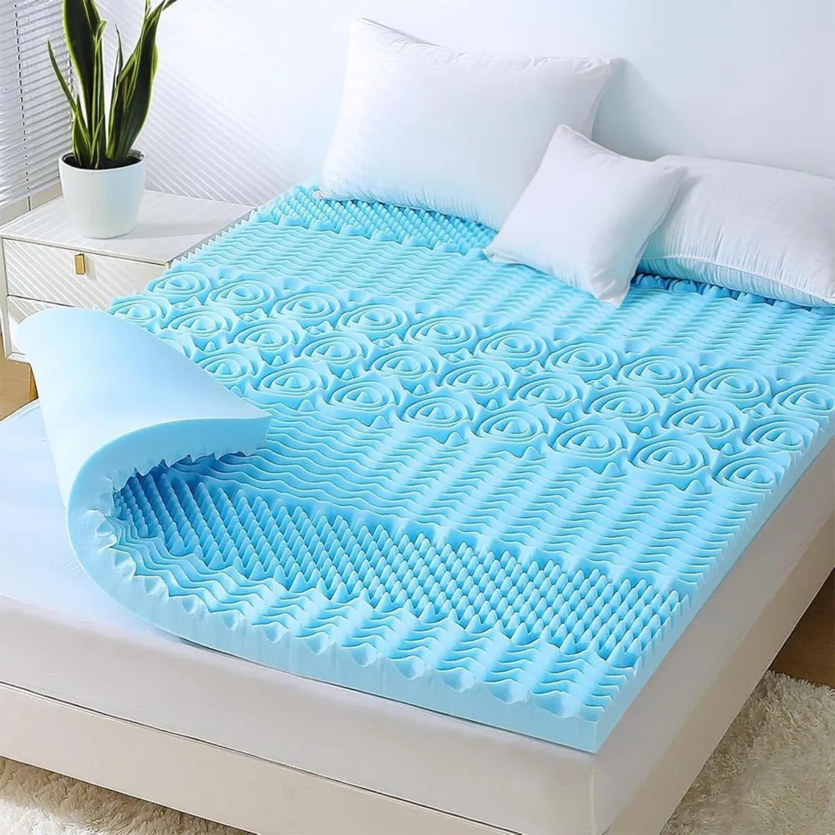 Luxury 5cm Deep Memory Foam Mattress Topper With - Image 1