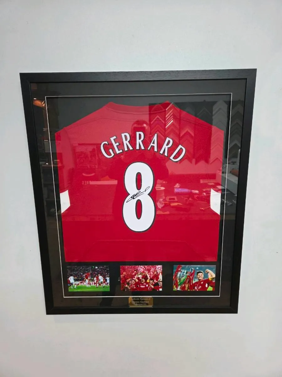 Steven Gerrard No.8 Signed Framed Liverpool Shirt - Image 1