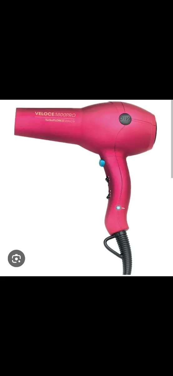 Diva straighteners & hairdryer - Image 2