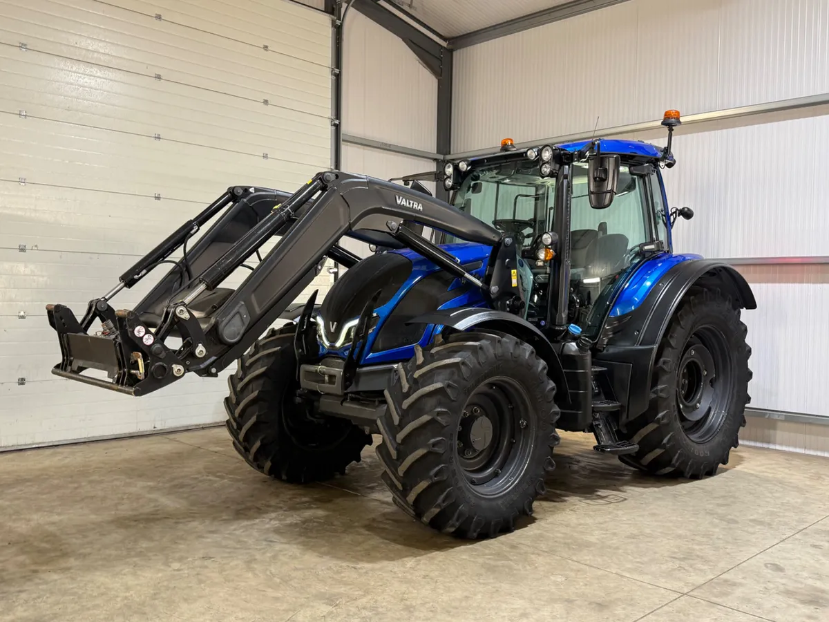 2022 Valtra N155 **Only 2400 hours!!** Big Spec! - Image 2