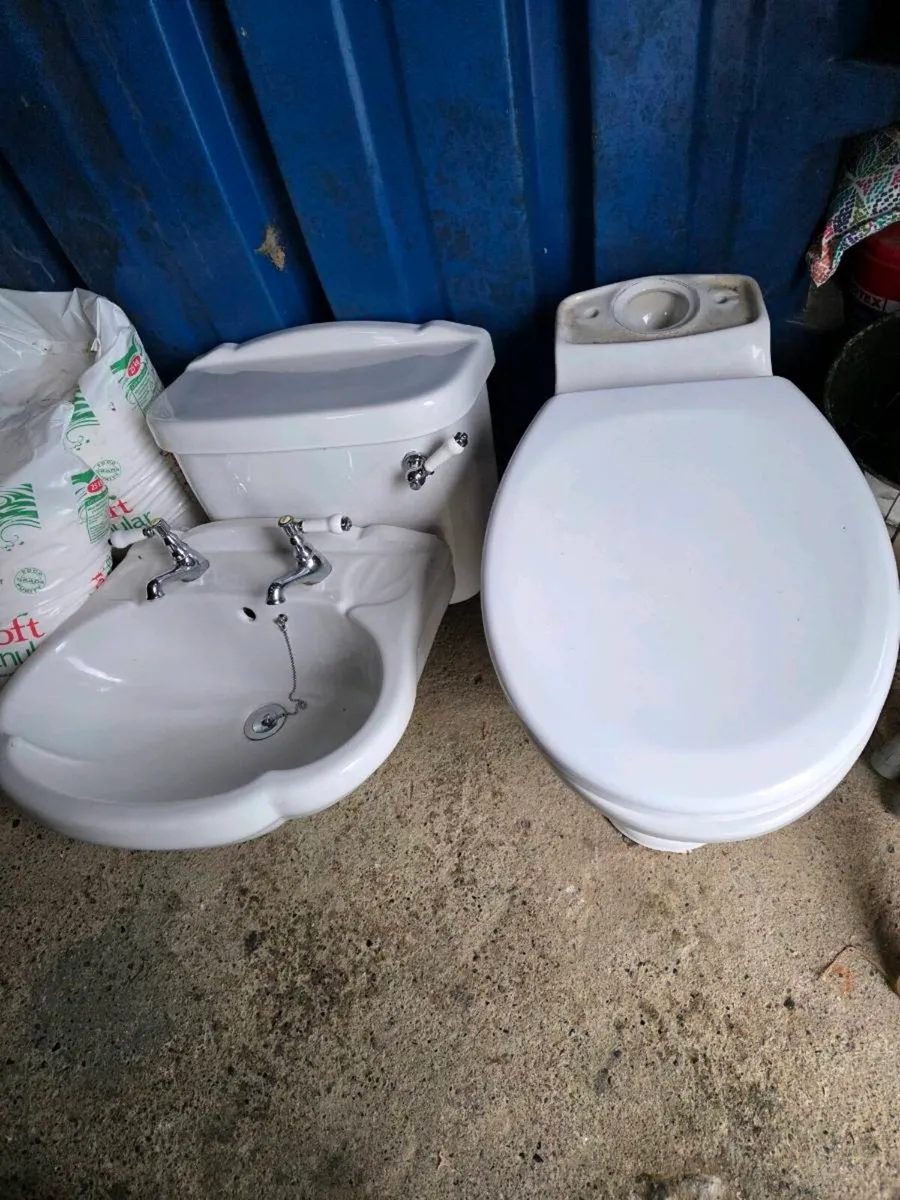 toilet cistren - Image 2