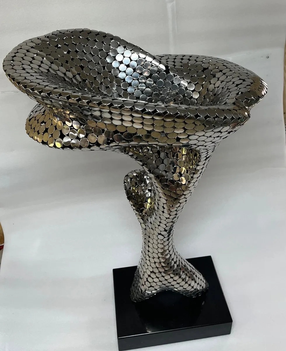 2 stainless steel sculptures - Image 2