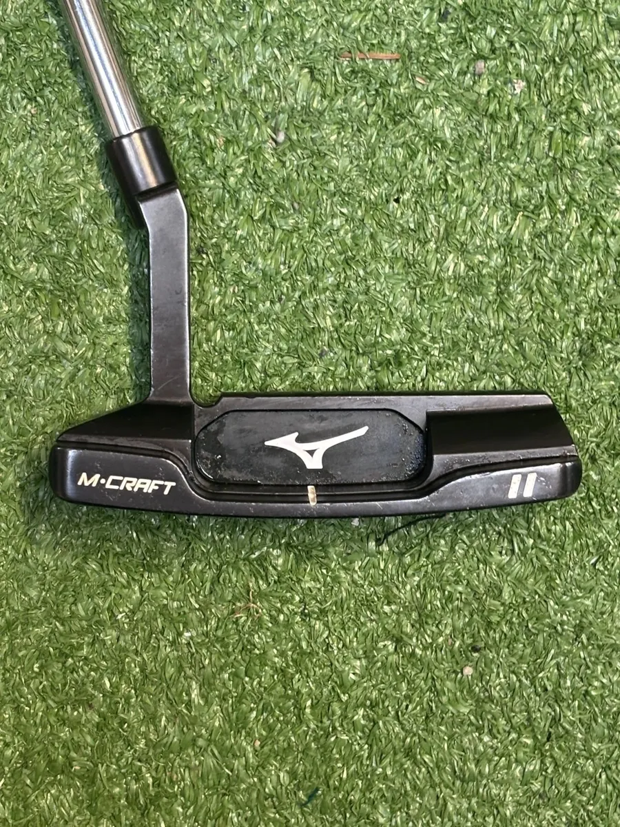 Mizuno M-Craft Black Ion II RH Putter (33”) – €100 - Image 4