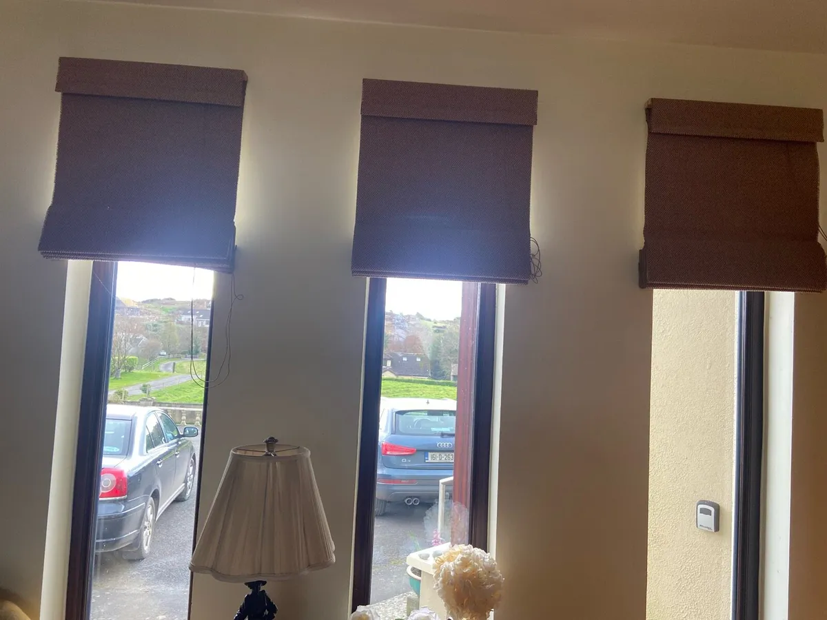 3 window blinds - Image 2