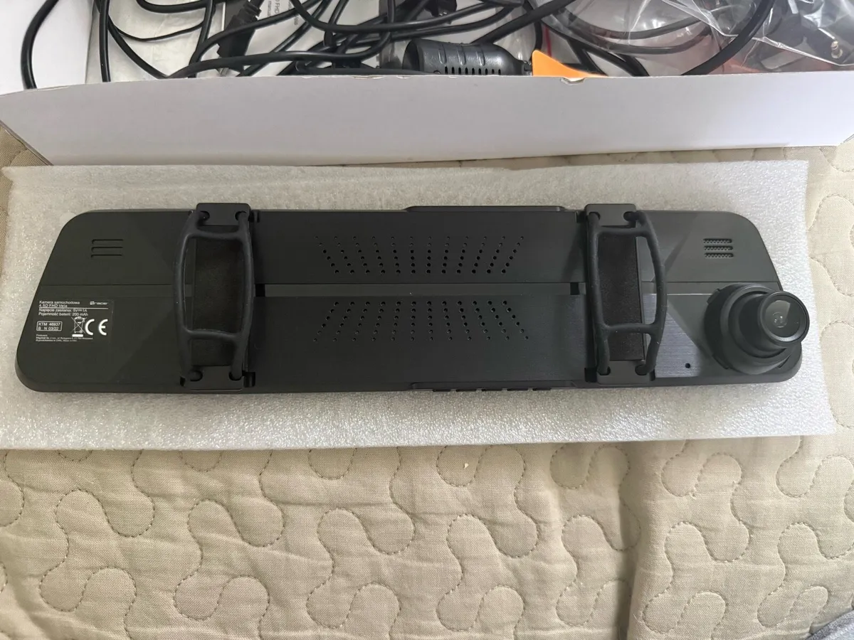 Mirror dual dash cam (rare view included) - Image 3