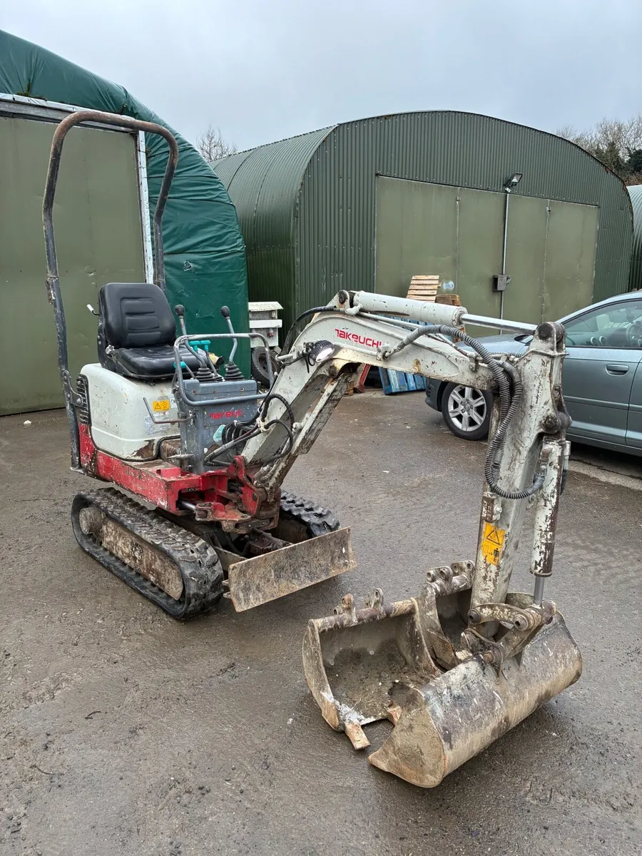 Takeuchi Micro digger - Image 1