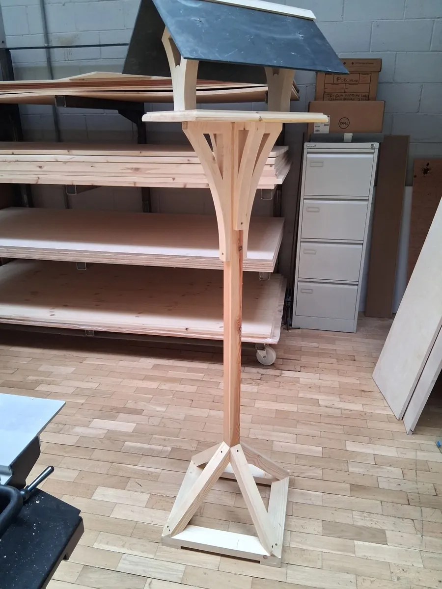 Bird table - Image 3