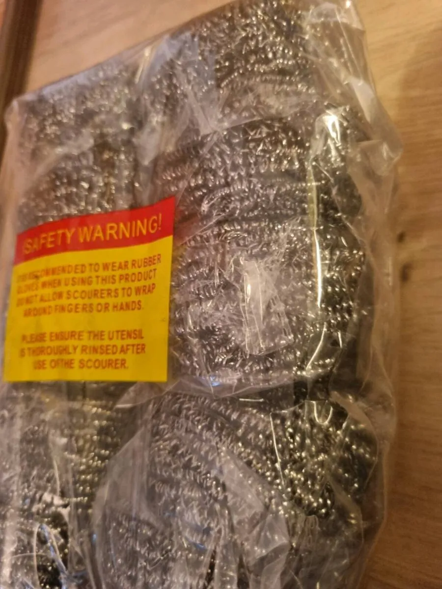 Extra large stainless steel scourers - Image 2