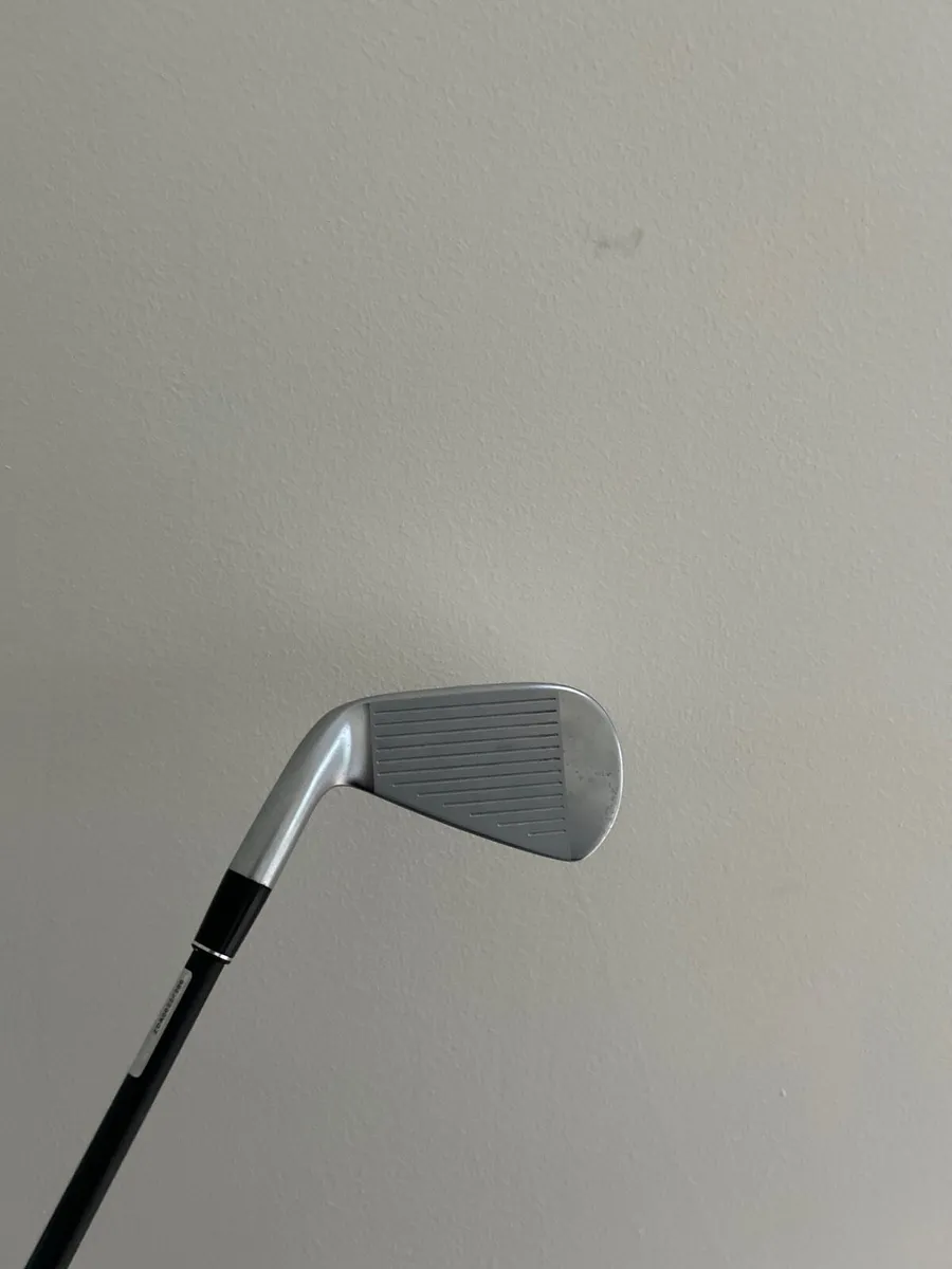 Srixon ZXiU Utility 3 iron - Image 3