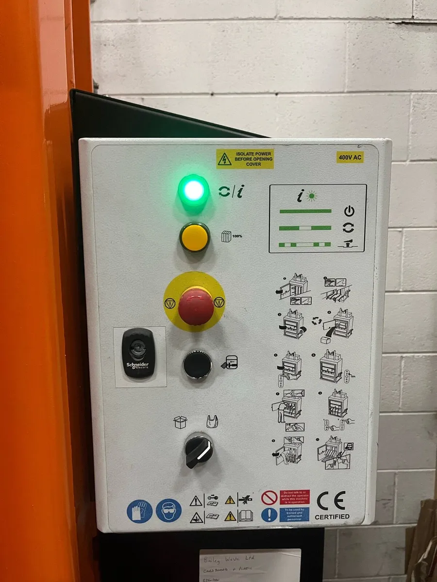 Cardboard Baler Compactor - Image 3