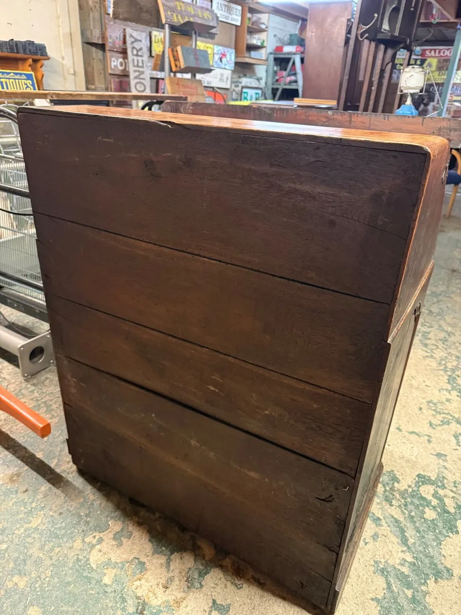 Small 18th century Paris writing desk. - Image 4