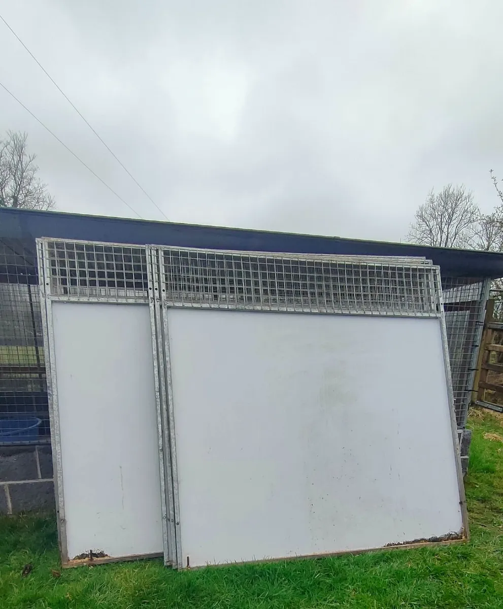 Kennel dividers - Image 1
