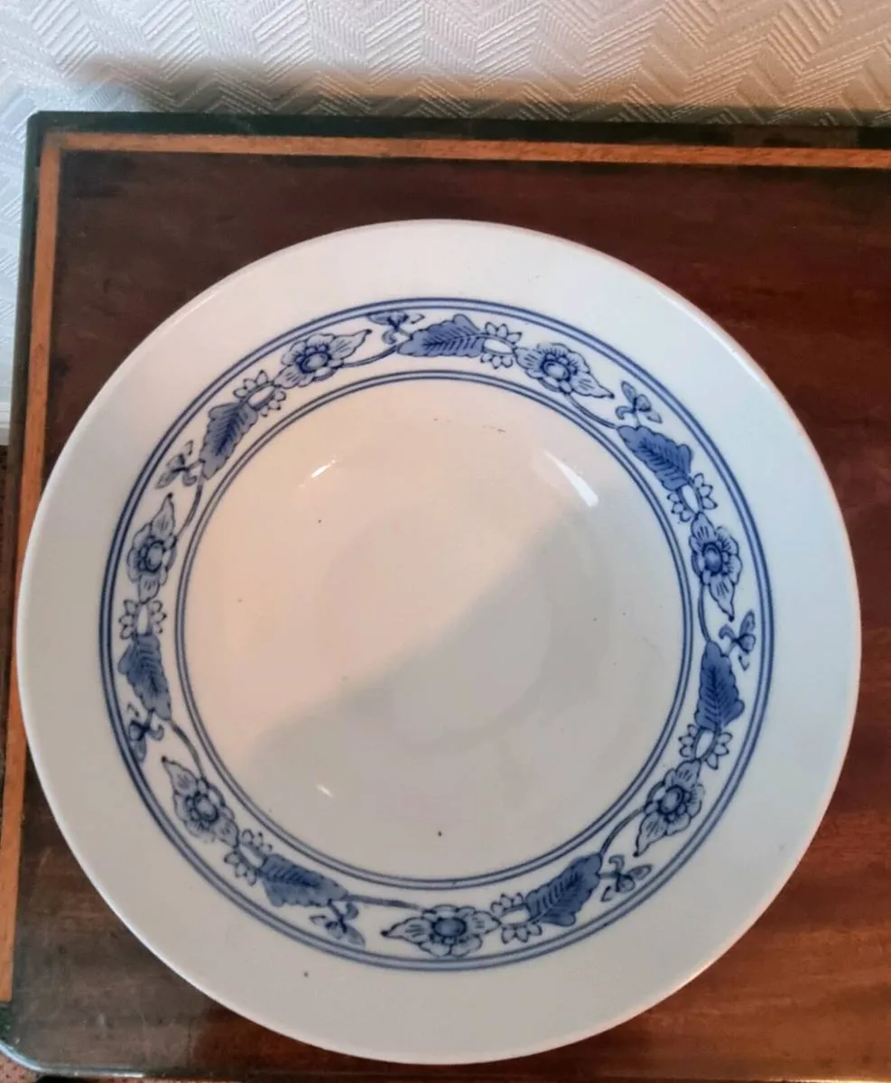 Antique Chinese Large Porcelain Bowl - Image 4