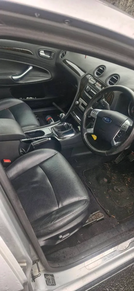 Ford mondeo - Image 2