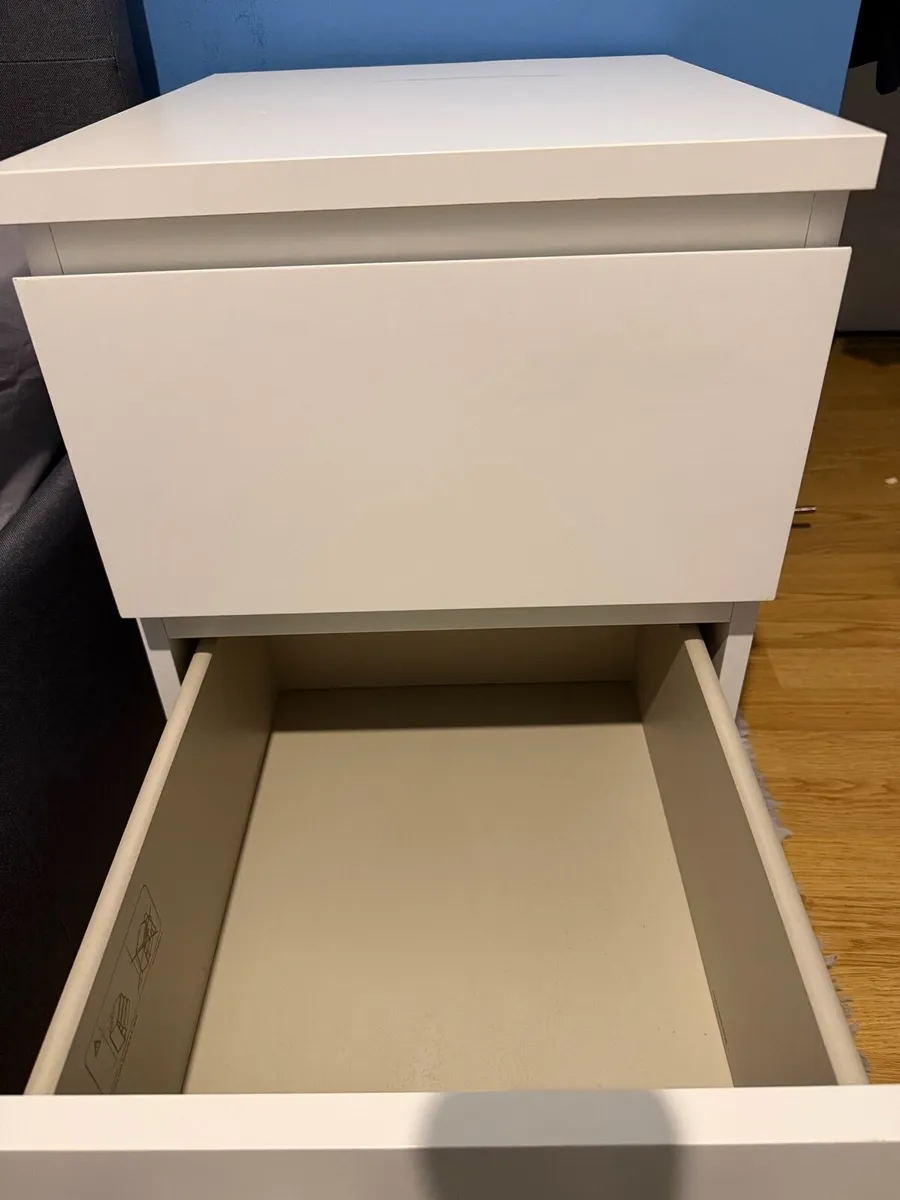 Bedside table - Image 3