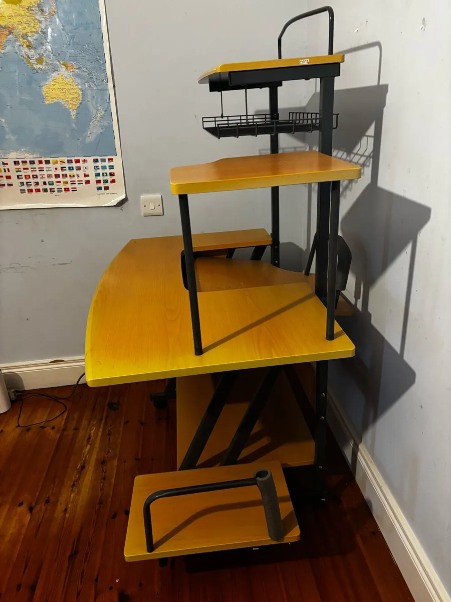 Computer Desk - Image 2