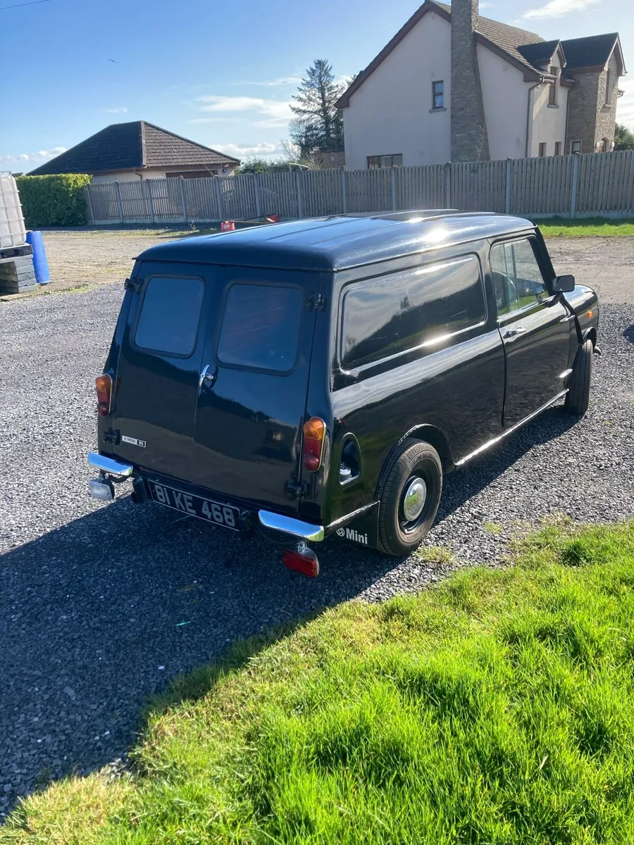 Mini Van (not the one previously advertised) - Image 3