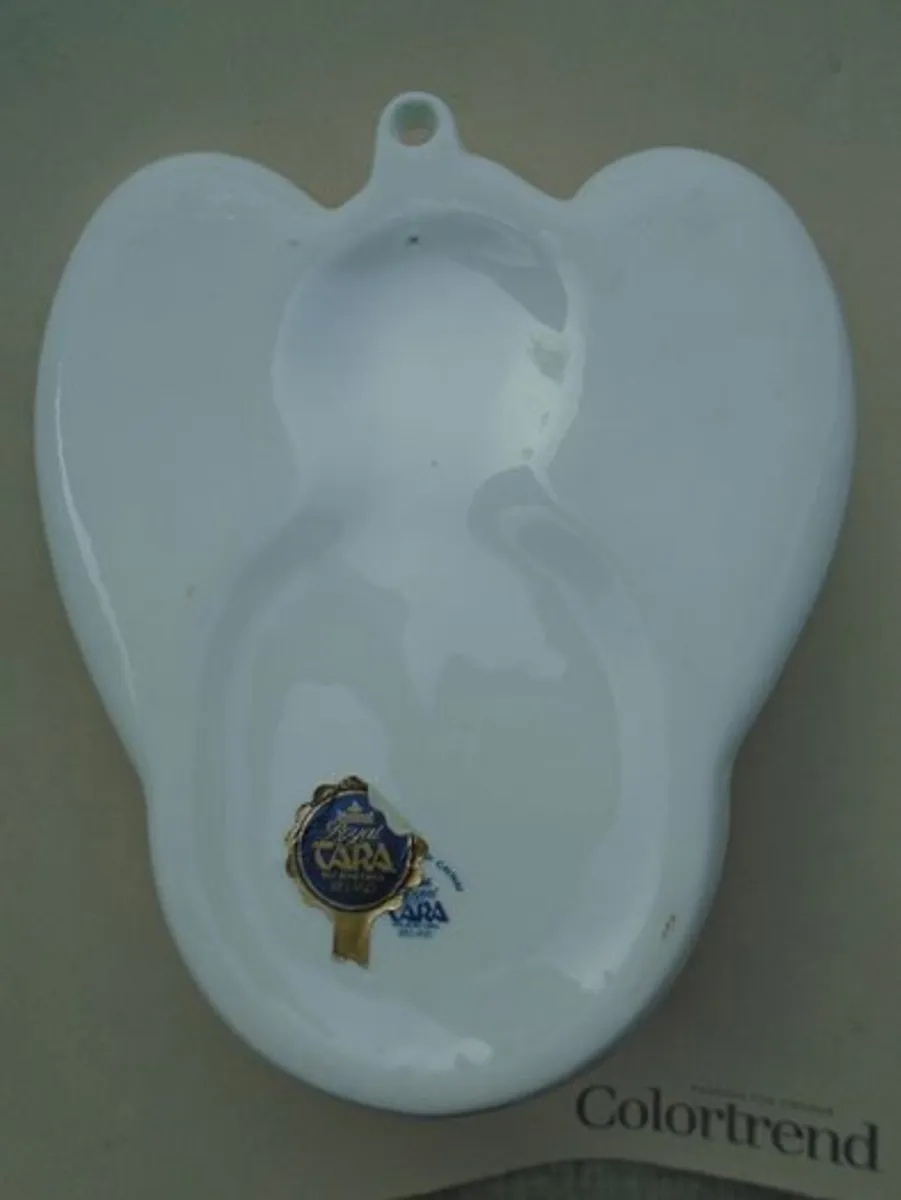Vintage Royal Tara Holy Water font, China, Home - Image 2