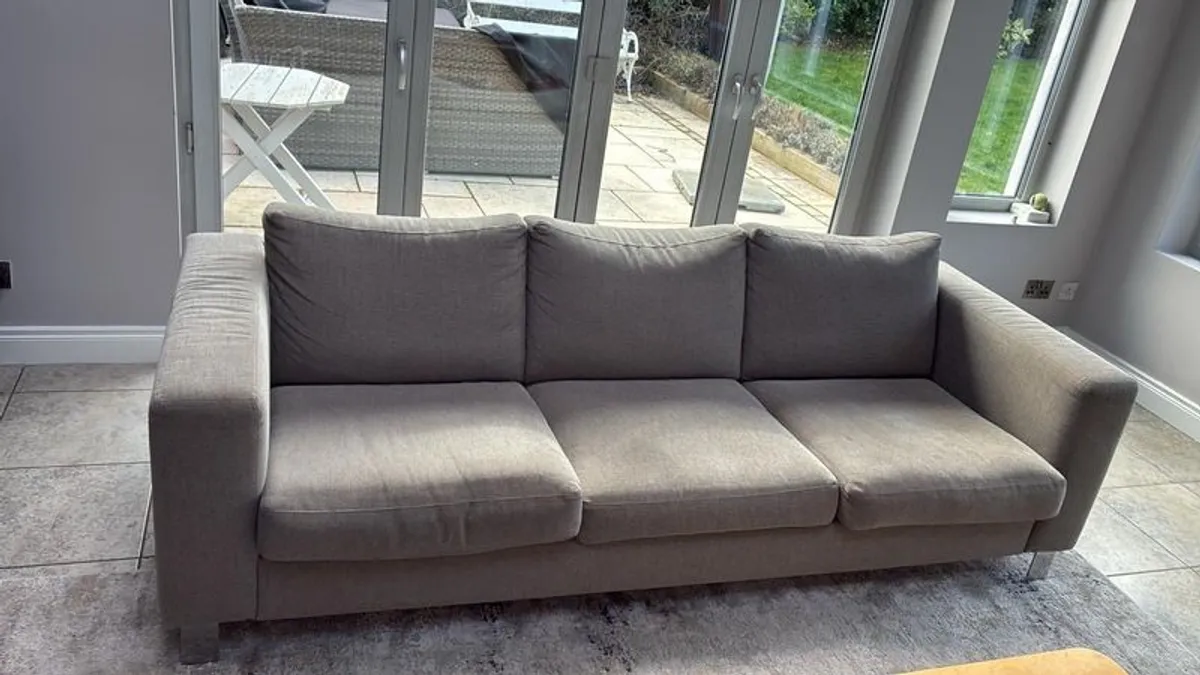 Couch to take away for Free - Image 1