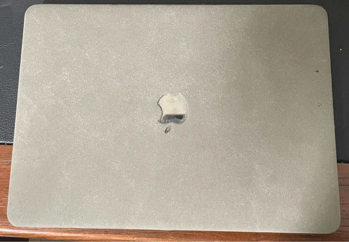 MacBook Air - Image 1