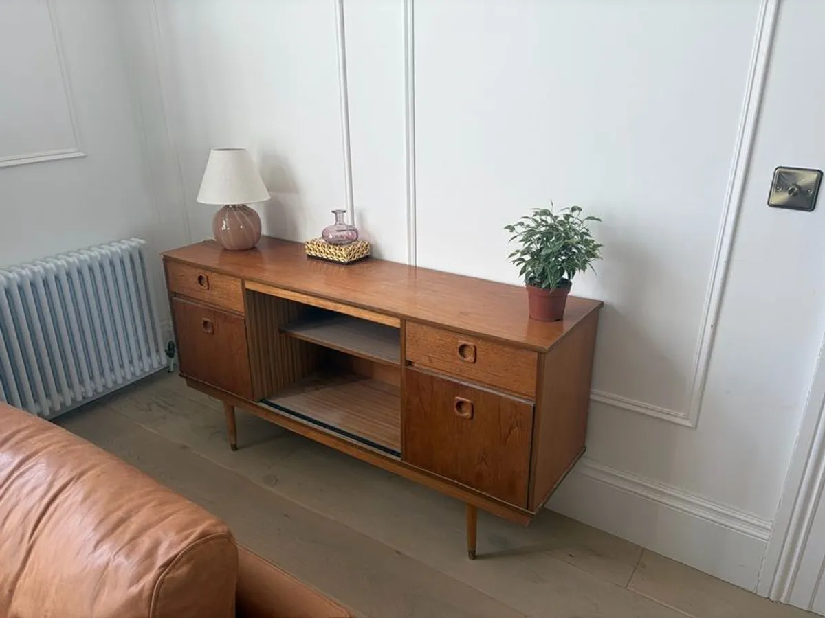 Mid century sideboard - Image 1