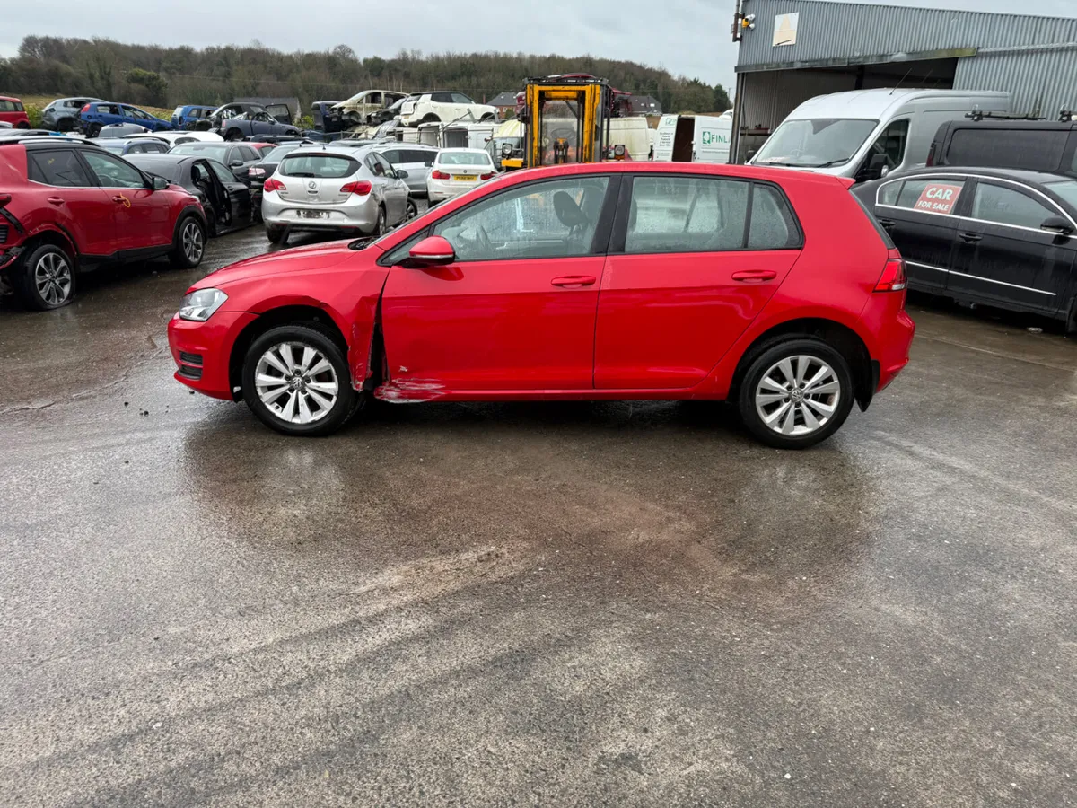 2015 VW Golf 1.4 TSI Auto - Image 3