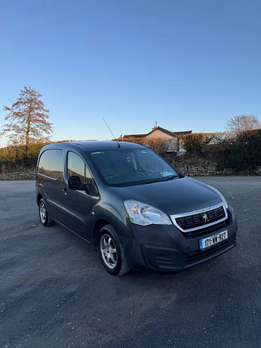 Peugeot Partner **NEW DOE**LOW KMS - Image 1