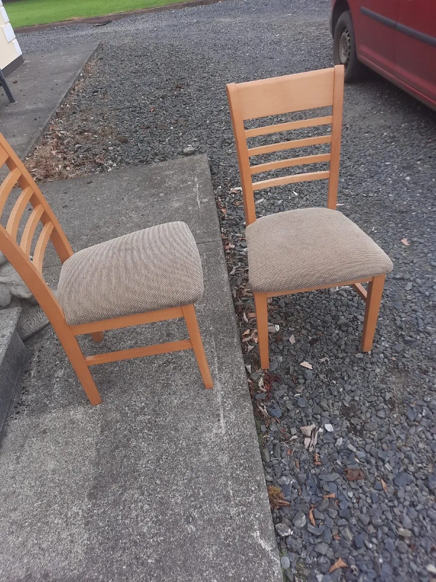 Pair of kitchen chairs - Image 1