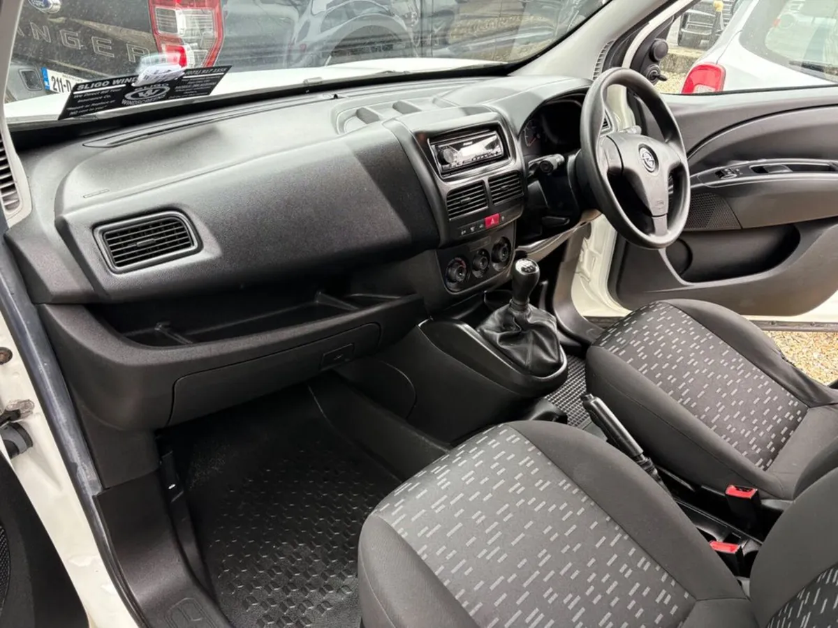 Opel Combo 1.3 Diesel €4999 - Image 4