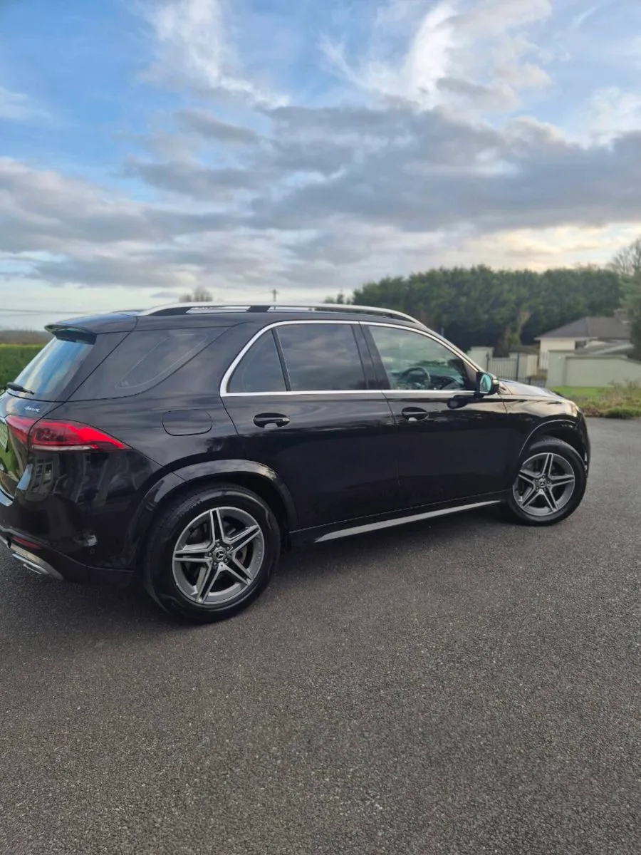 MERCEDES BENZ GLE 300d AMG LINE 4MATIC - Image 2