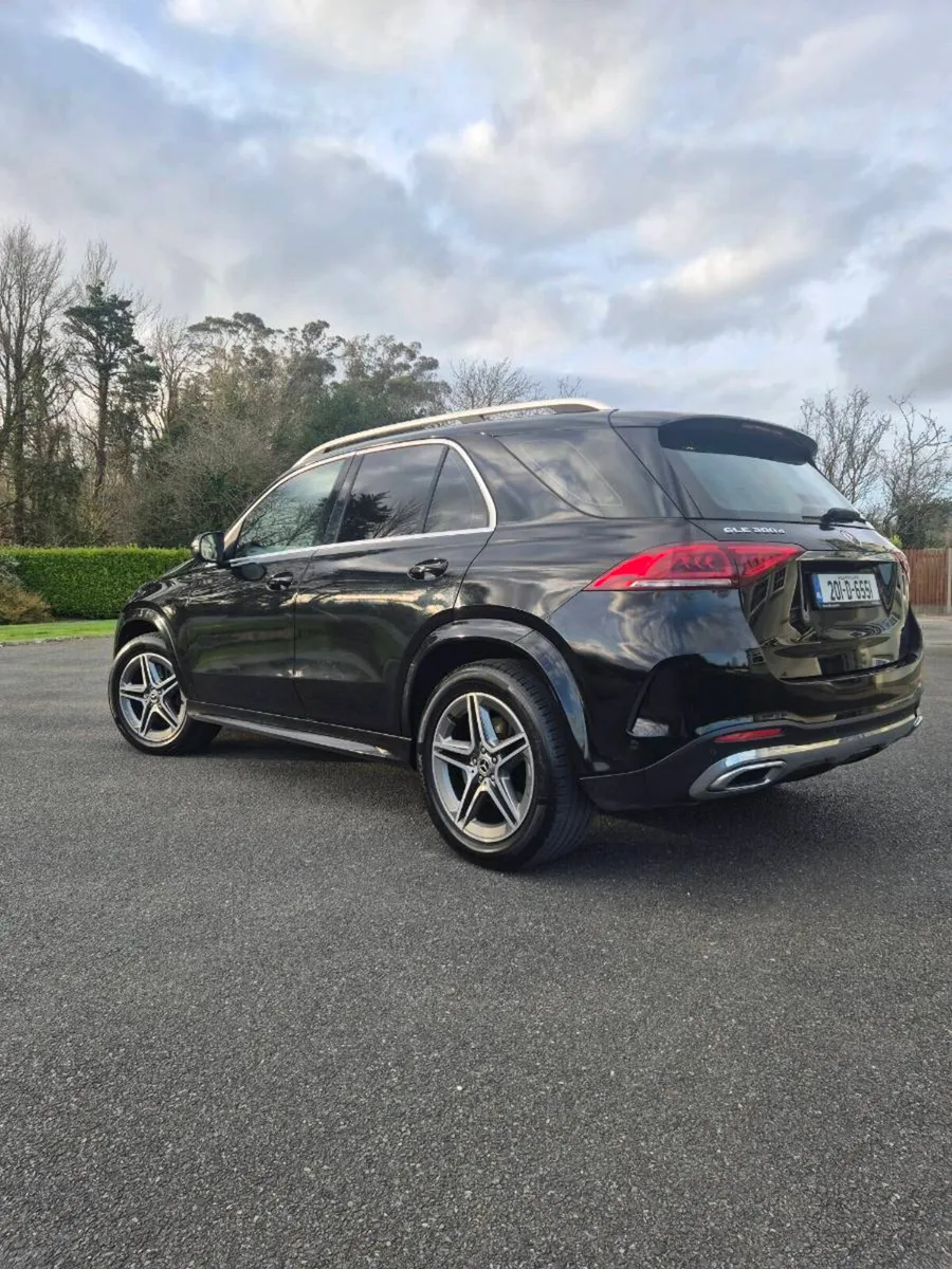 MERCEDES BENZ GLE 300d AMG LINE 4MATIC - Image 4