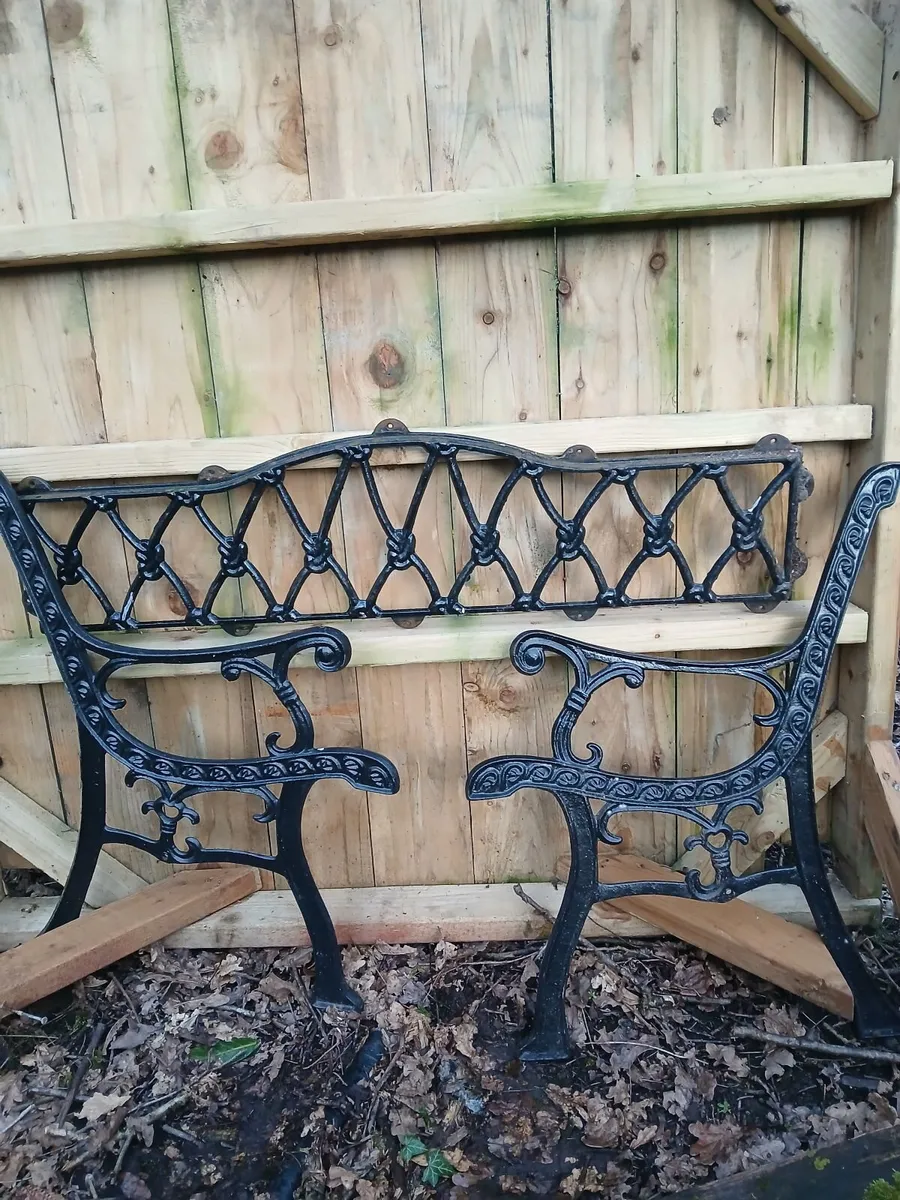 Cast iron bench ends - Image 2