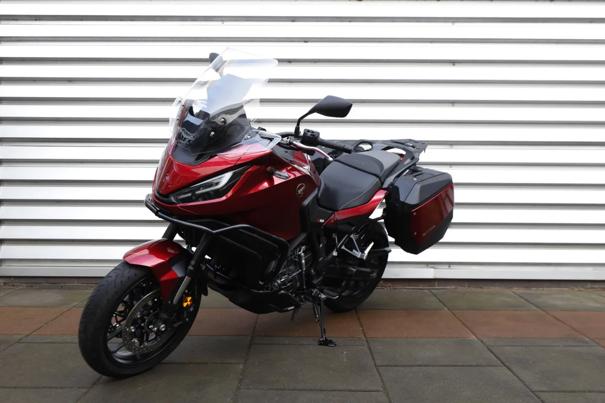 HONDA NT1100A *New Arrival* - Image 2