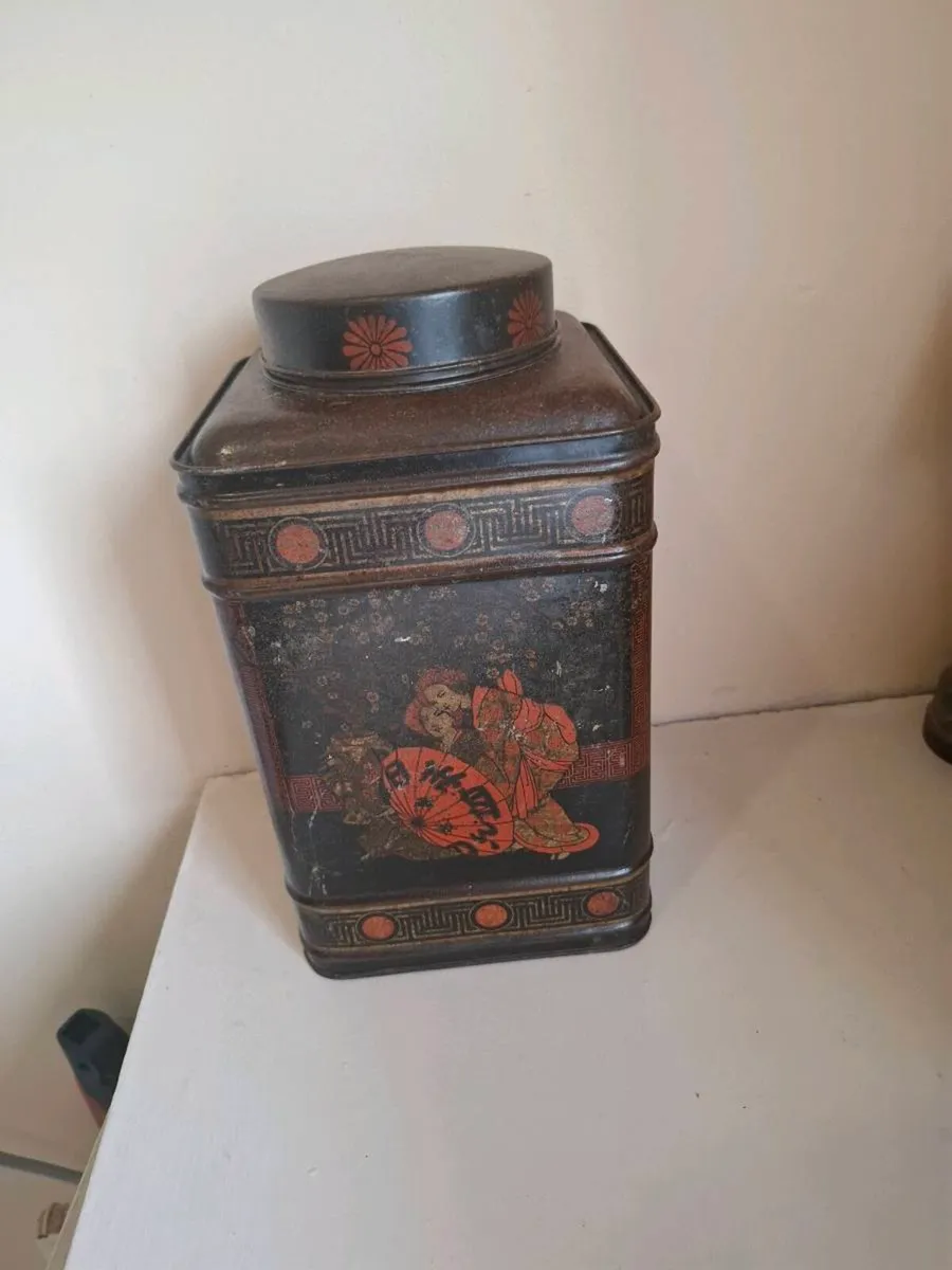 Old shop tea tin - Image 1