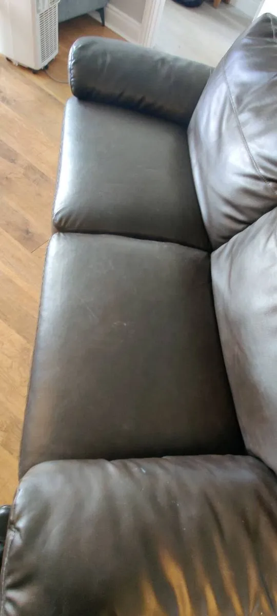 Sofa 3 seater - Image 4