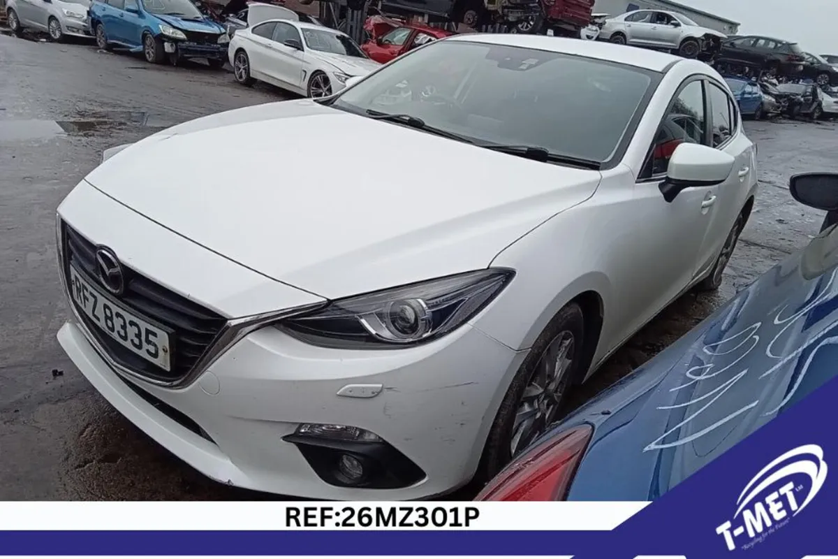 2014 MAZDA 3 BREAKING FOR PARTS - Image 1