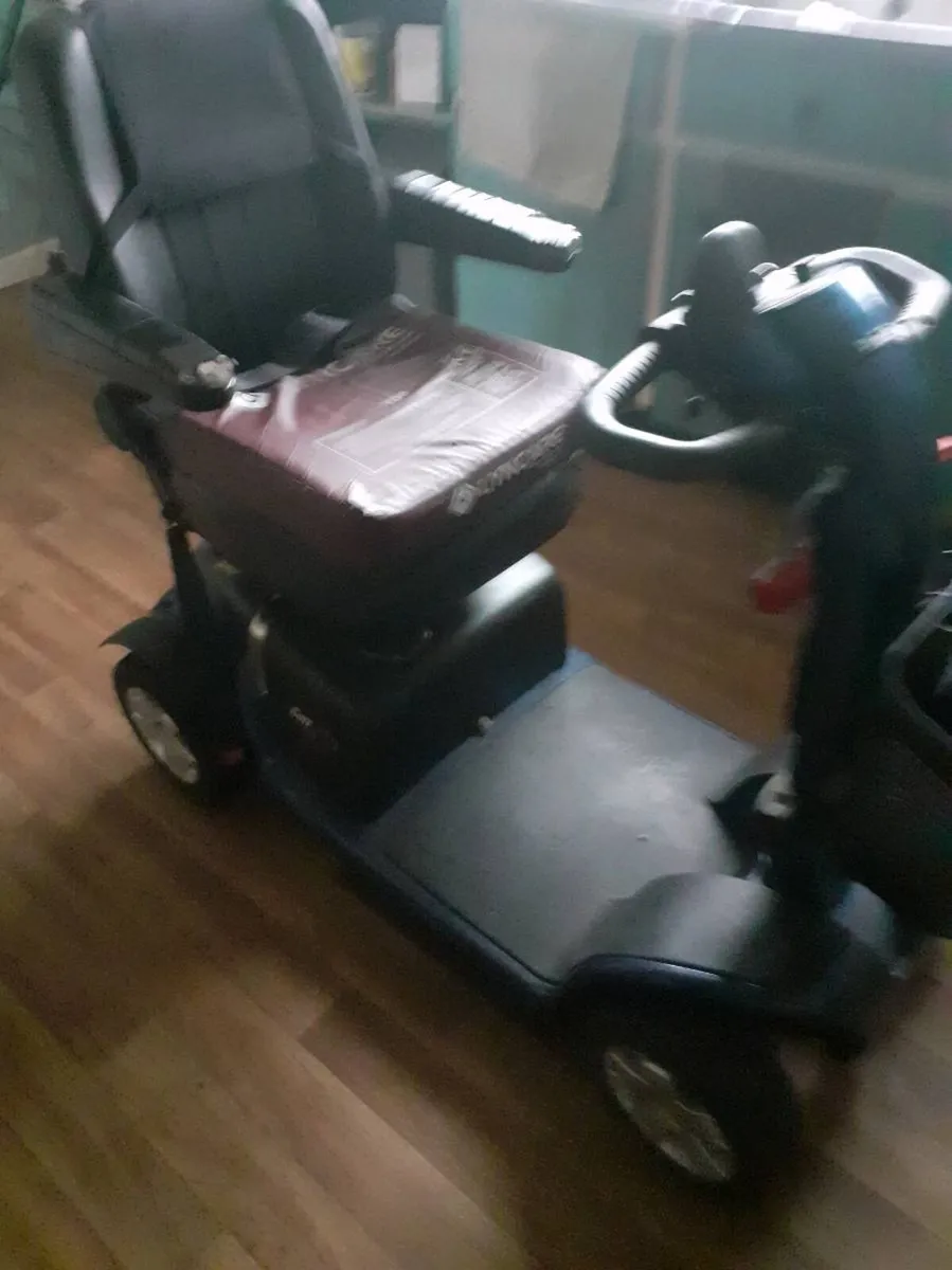 Mobility scooter - Image 2