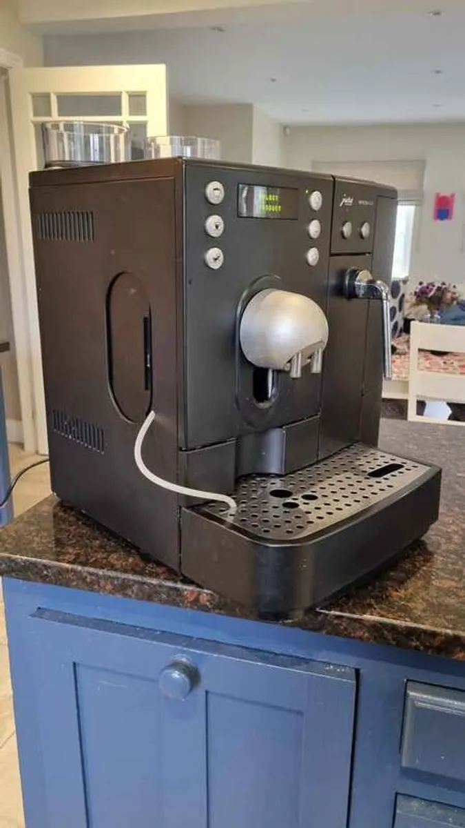 Jura Impressa X7-S Coffee Cappuccino latte - Image 1