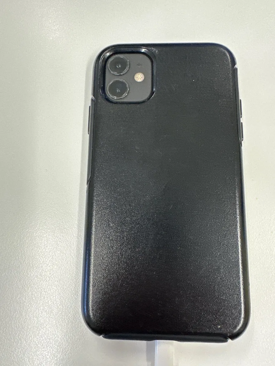 iPhone 11 64GB - Image 4