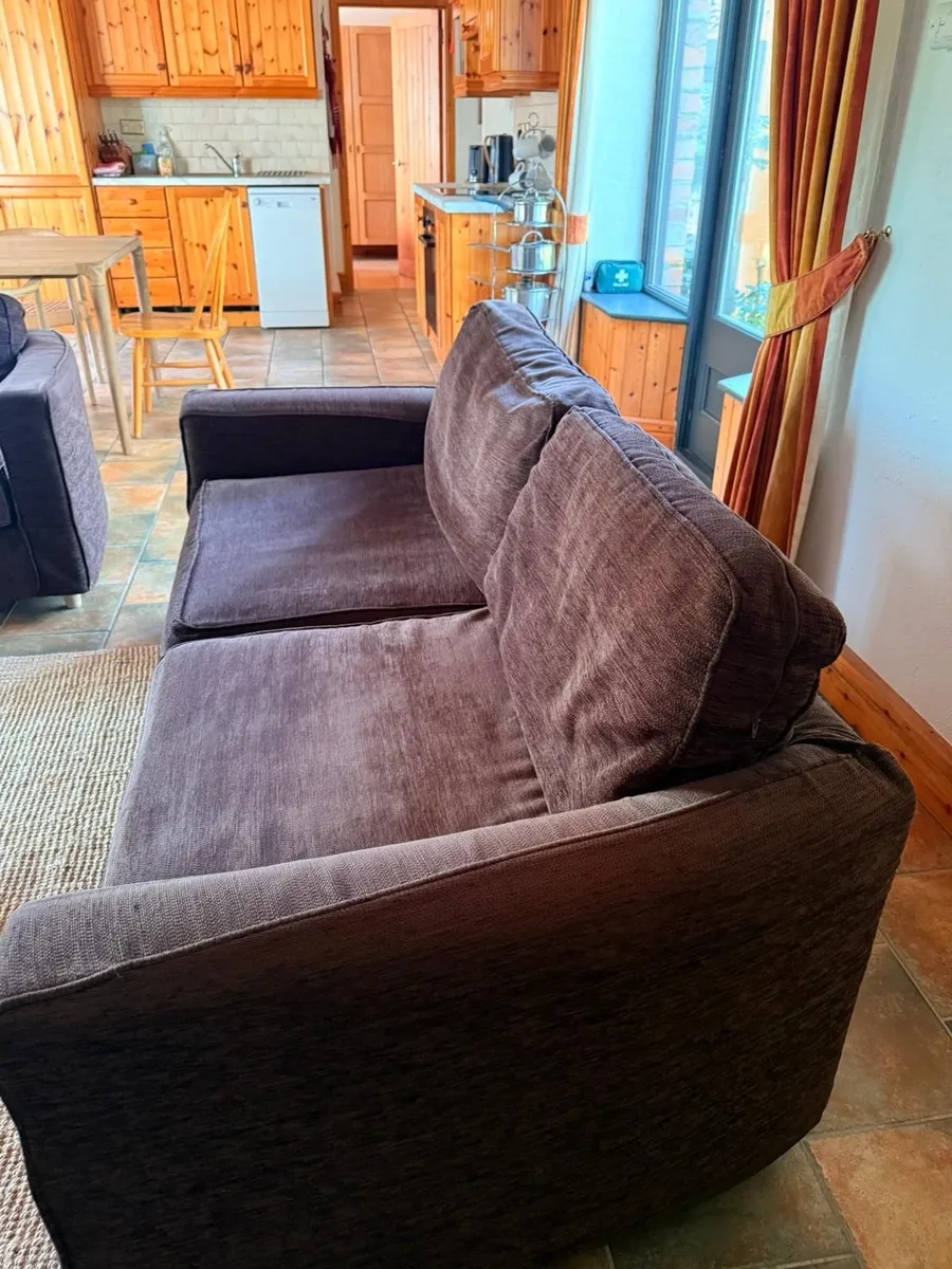 Classic Habitat Couch - Image 1