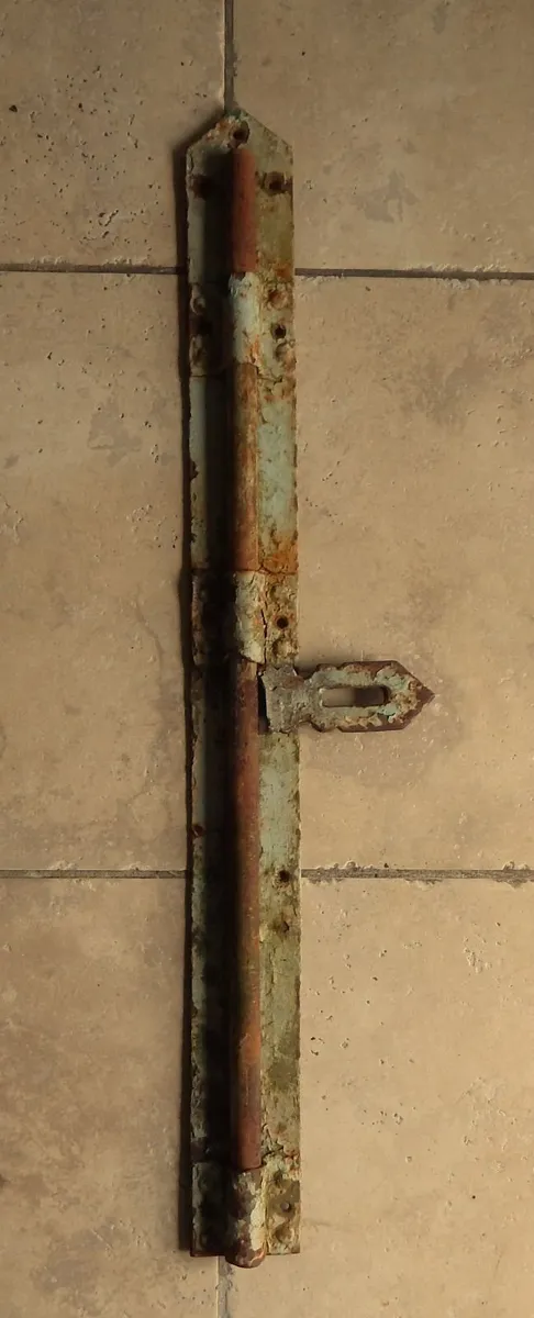Large Vintage Heavy Duty Cast Iron Door Bolt - Image 4