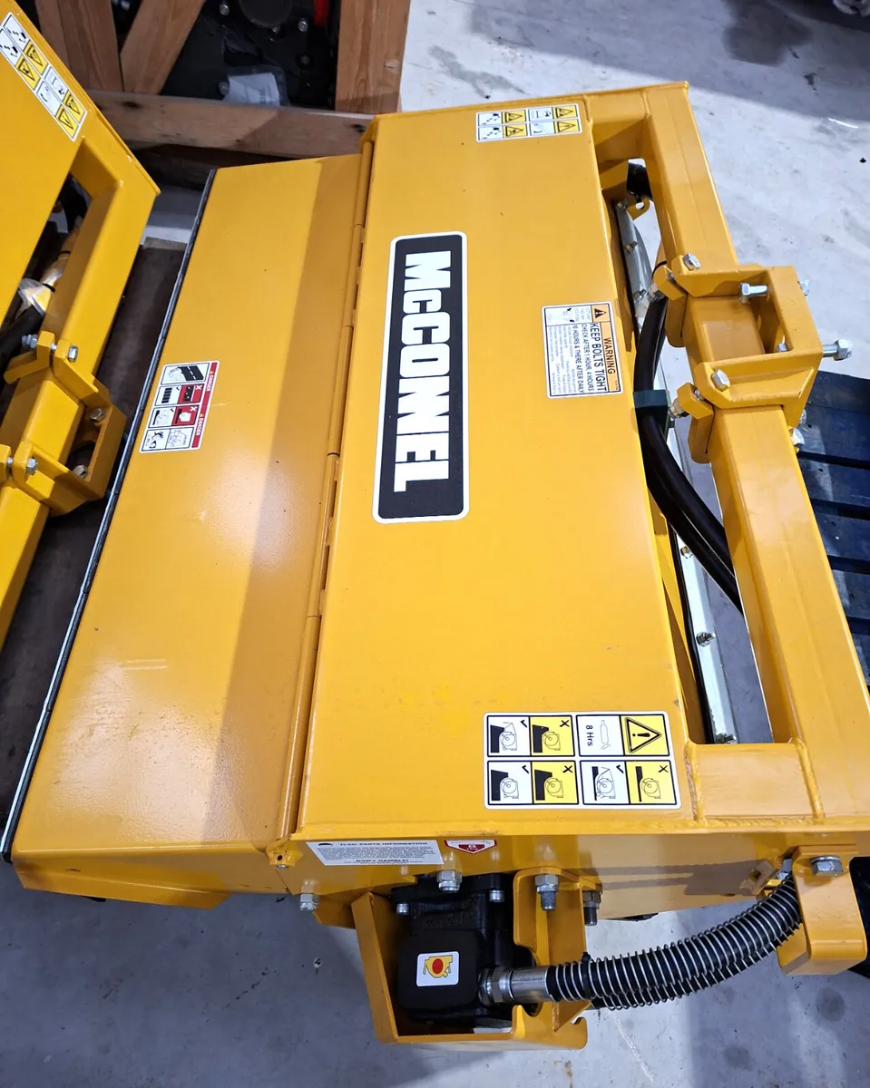 McConnell PA 4745 HEDGECUTTER - Image 3