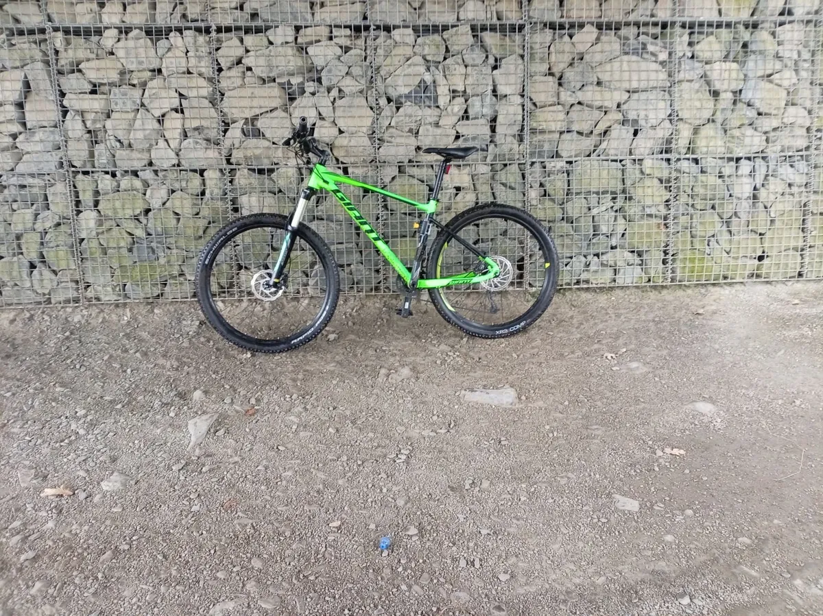 Giant fathom 2 - Image 1