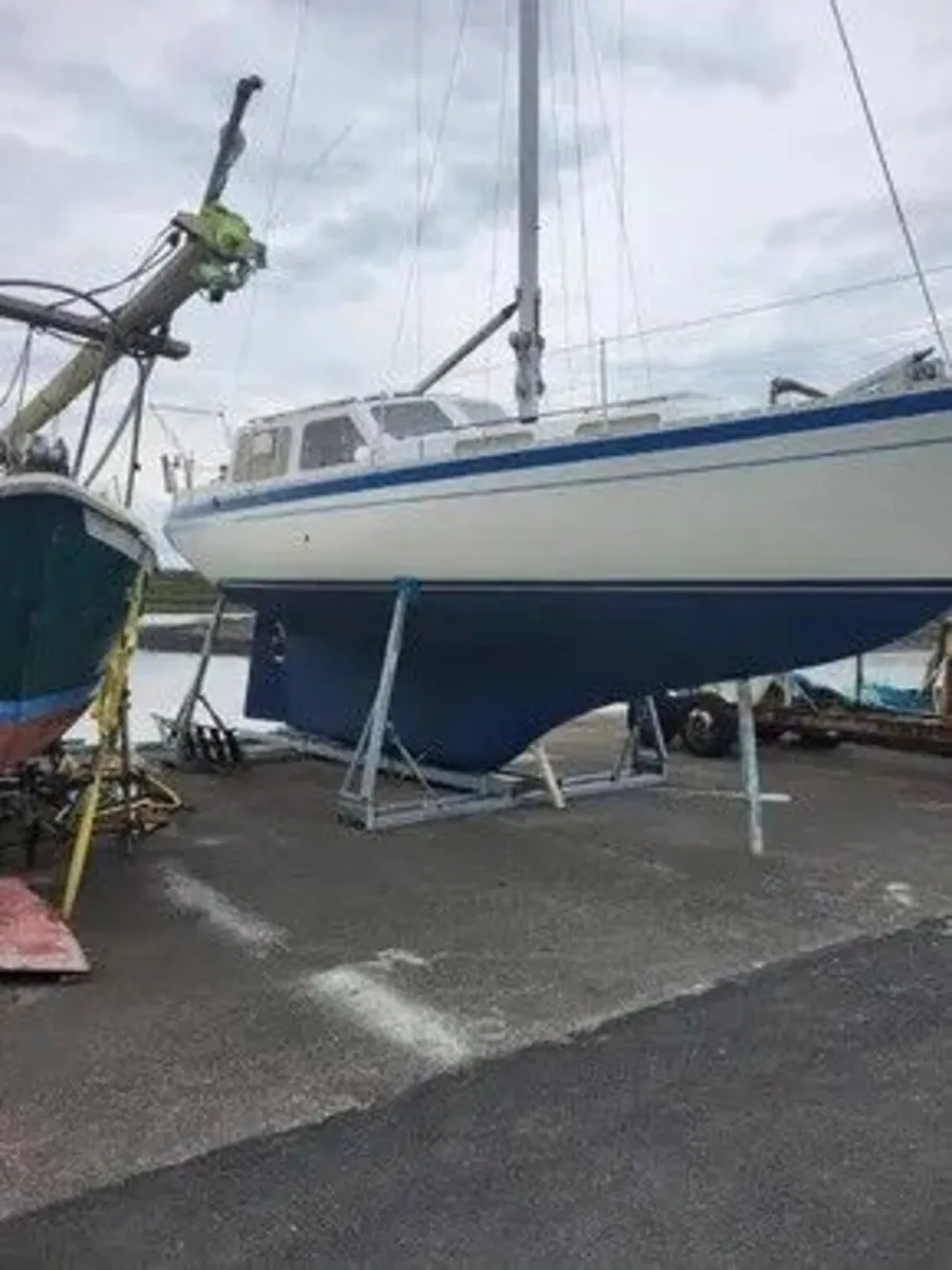 Sailing boat / yacht - Image 1