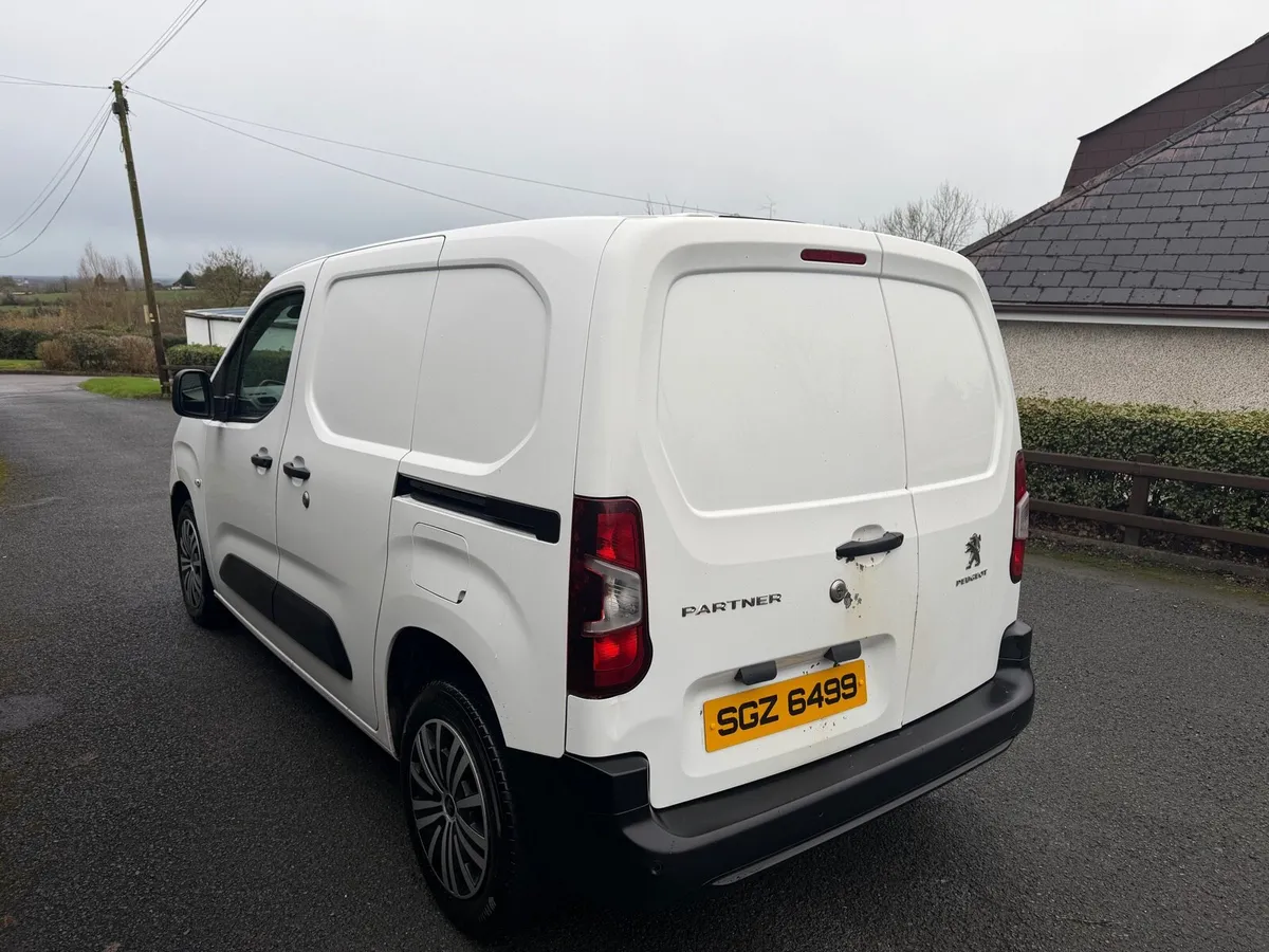 2020 Peugeot Partner 1.5 HDI Professional NI Reg - Image 4