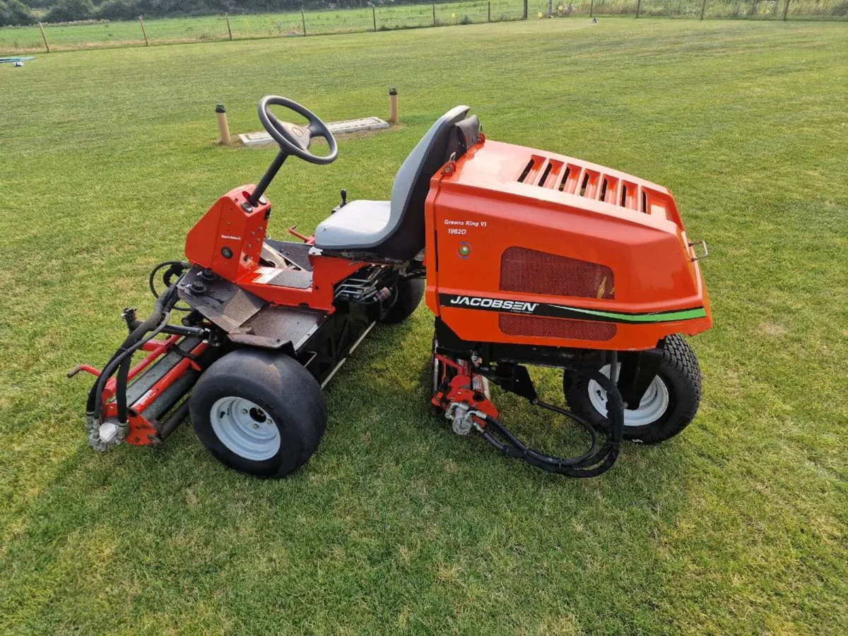 Jacobsen lawnmower 800 hours - Image 2